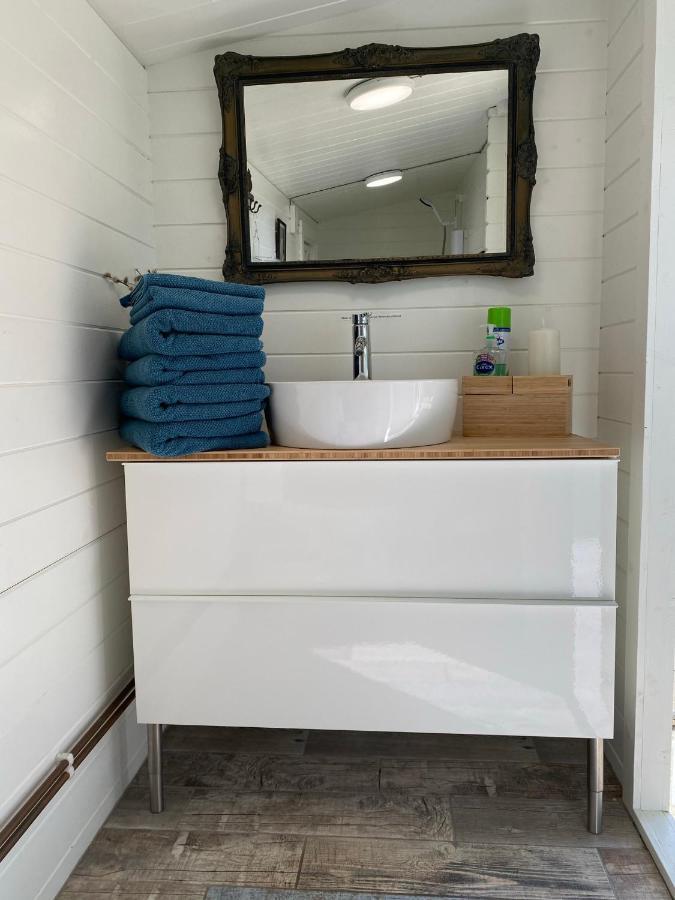 Secret Garden Glamping Hotell Lymington Eksteriør bilde