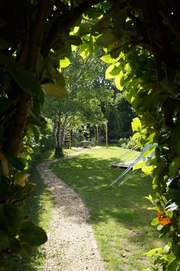 Secret Garden Glamping Hotell Lymington Eksteriør bilde