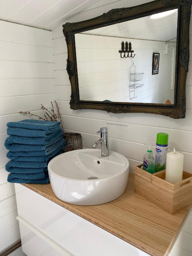 Secret Garden Glamping Hotell Lymington Eksteriør bilde