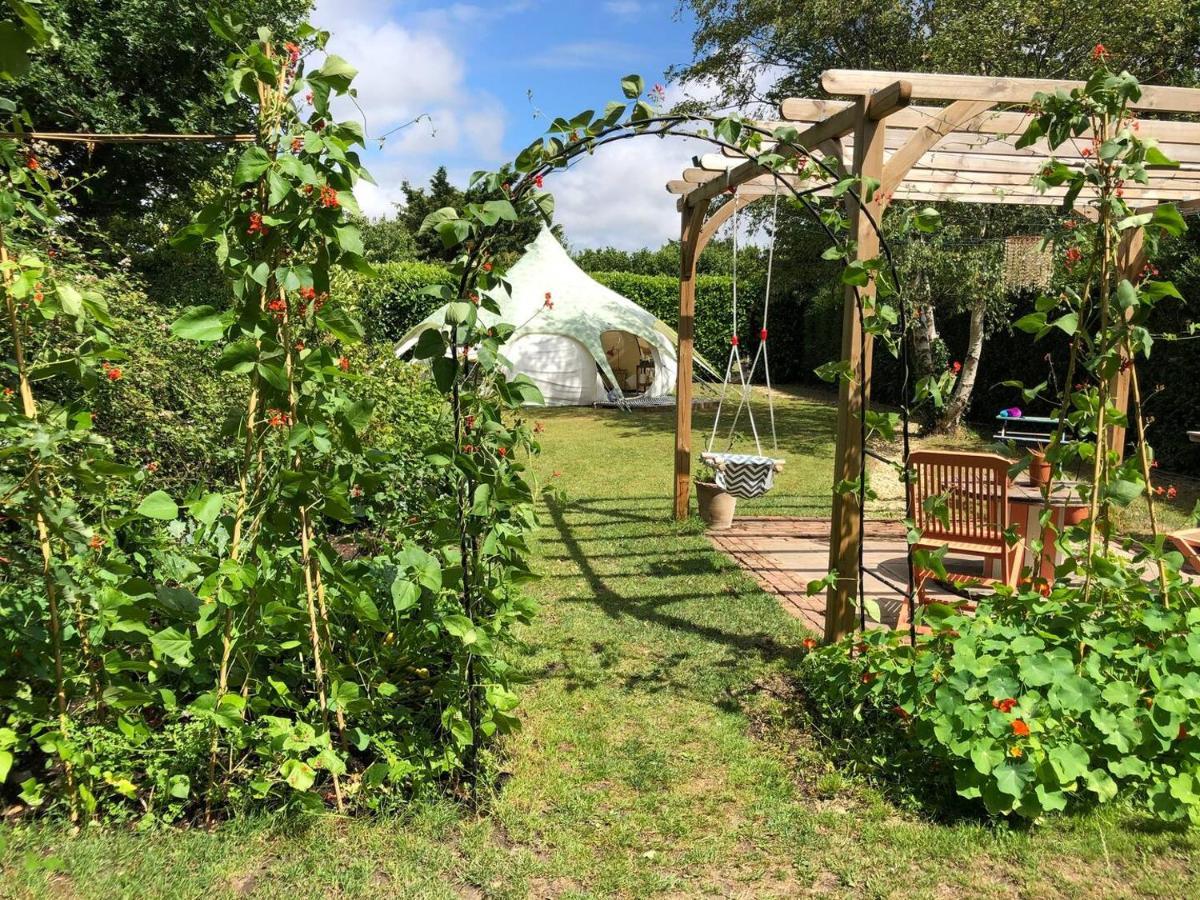 Secret Garden Glamping Hotell Lymington Eksteriør bilde