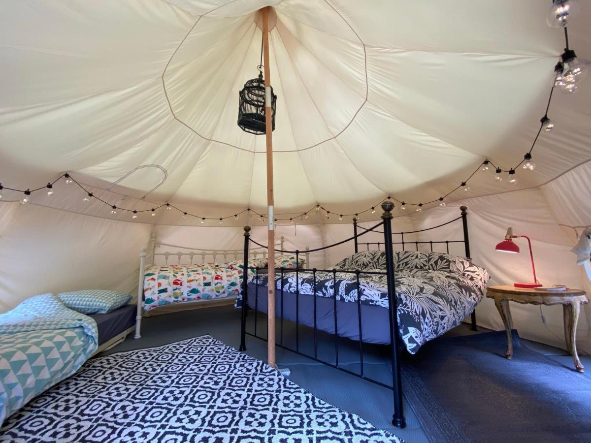 Secret Garden Glamping Hotell Lymington Eksteriør bilde
