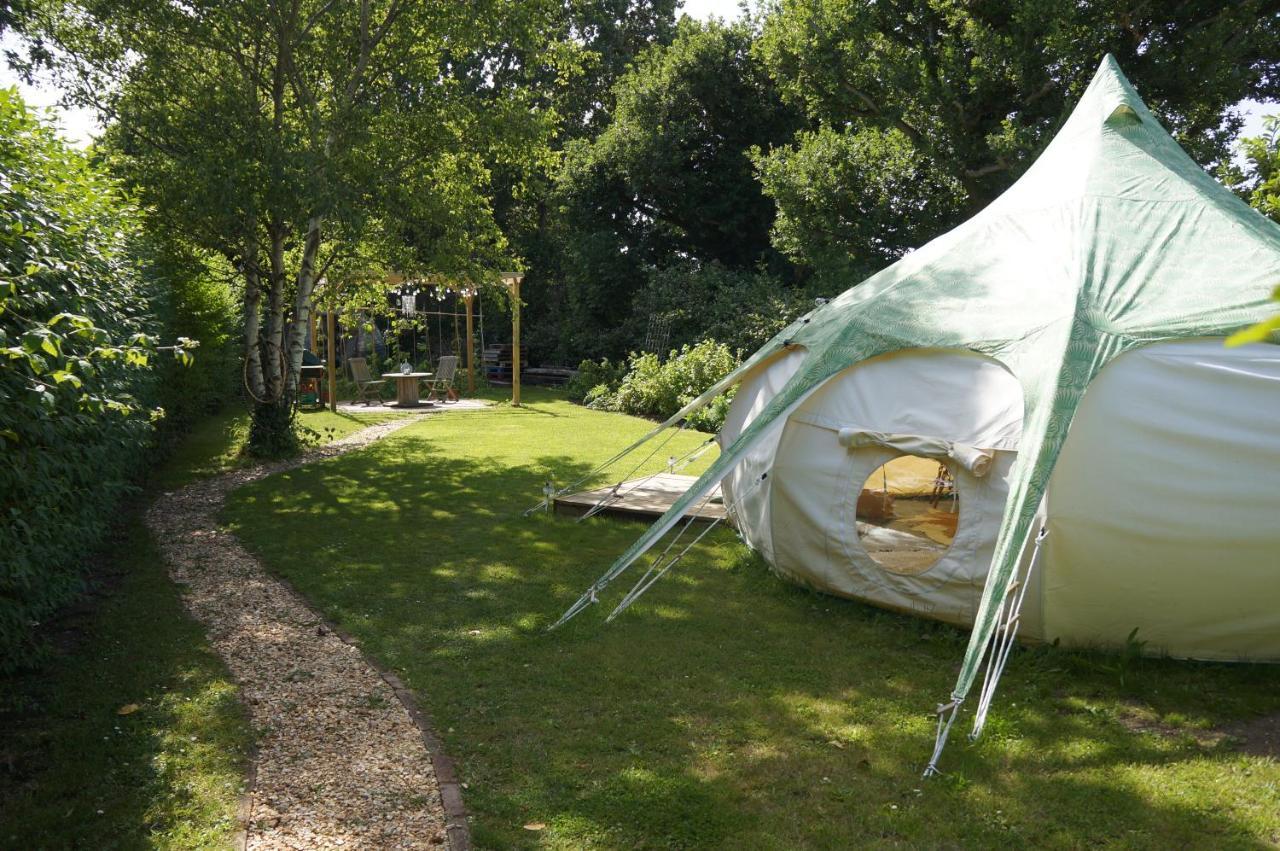 Secret Garden Glamping Hotell Lymington Eksteriør bilde
