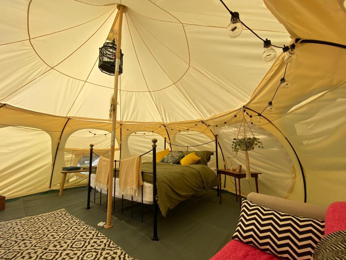 Secret Garden Glamping Hotell Lymington Eksteriør bilde
