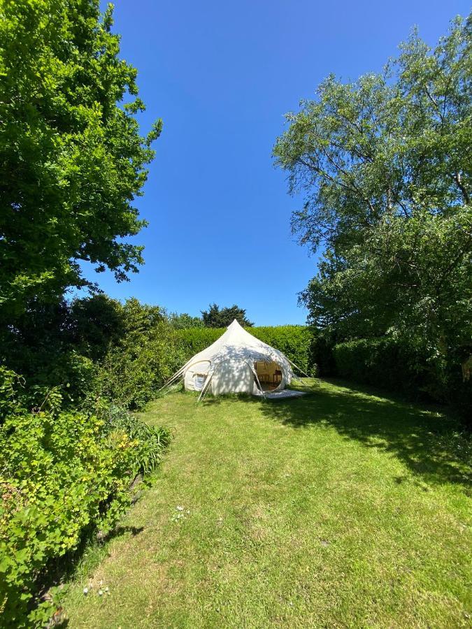 Secret Garden Glamping Hotell Lymington Eksteriør bilde